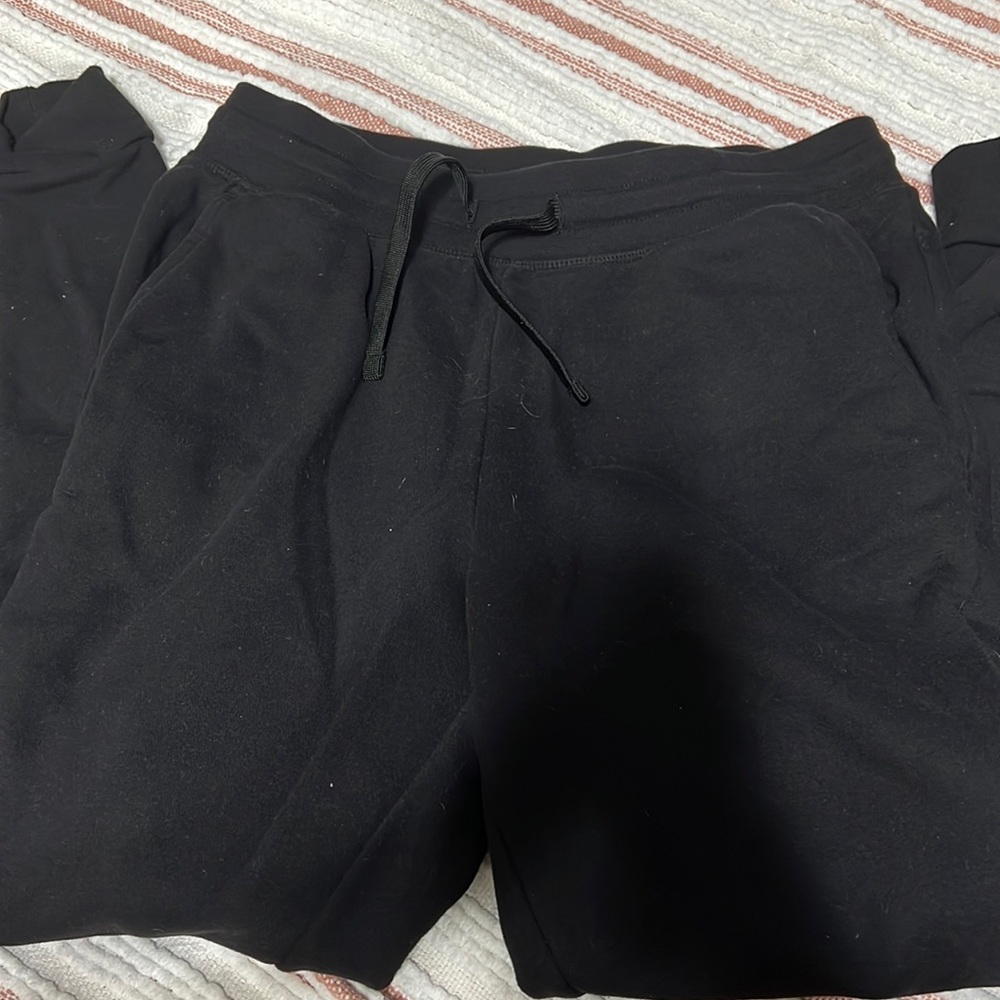 Black sweat pants
